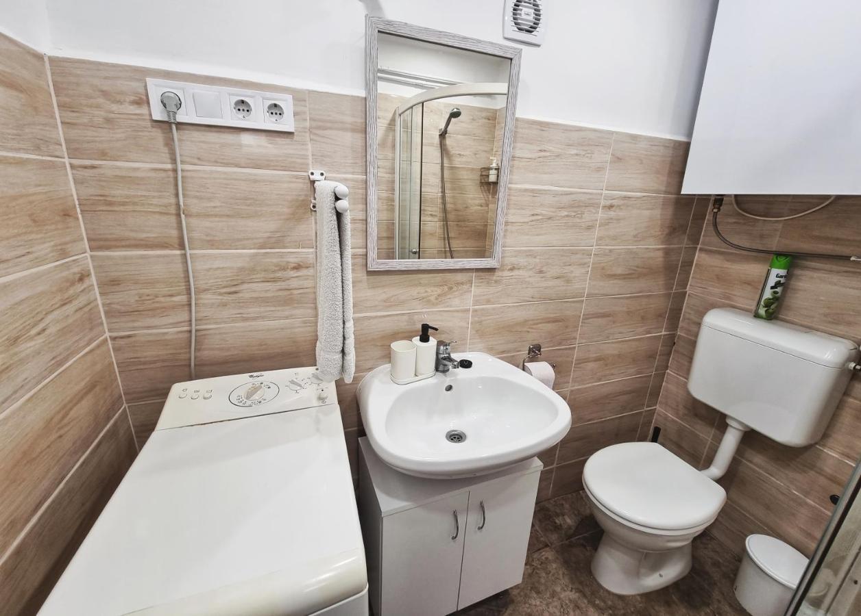 Gyongy Apartmanhazak Lejlighed Gyöngyös Eksteriør billede